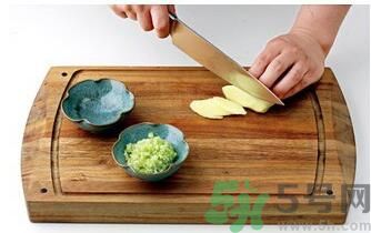白切雞怎么入味？白切雞怎么做好吃？