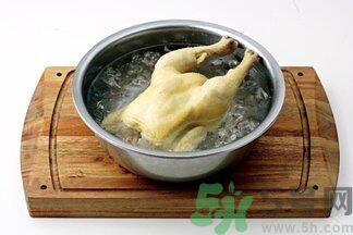 白切雞怎么入味？白切雞怎么做好吃？