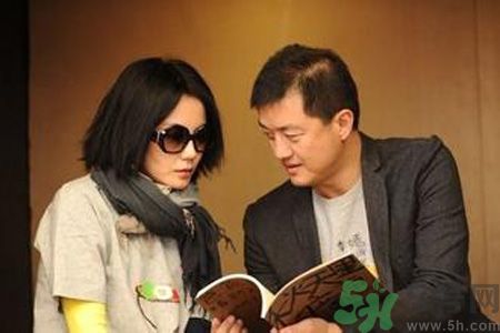 李亞鵬寫給王菲的情詩寫了什么？王菲和李亞鵬為什么離婚？