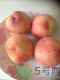 寶寶可以吃桃子嗎？寶寶吃桃子好不好？