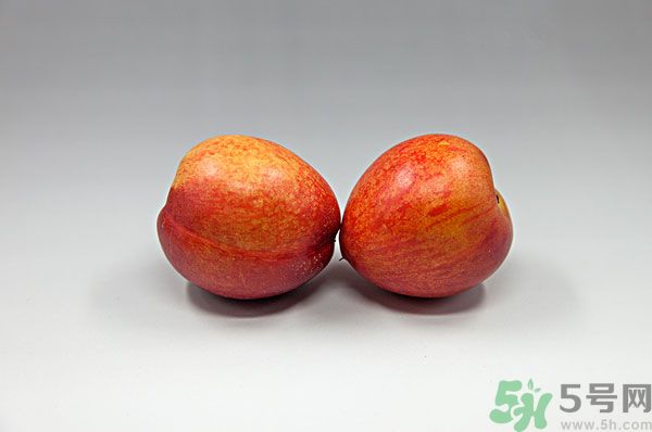 咳嗽能吃桃子嗎？咳嗽吃桃子好嗎？