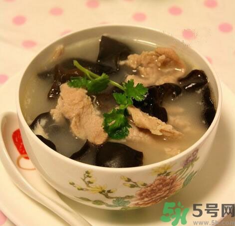 喝啤酒之后可以喝奶茶嗎？喝啤酒之后喝奶茶好嗎？