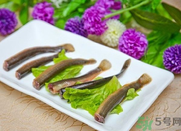 石斛和泥鰍能同吃嗎？石斛和泥鰍能一起吃嗎？