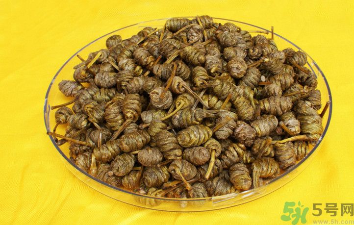 石斛和泥鰍能同吃嗎？石斛和泥鰍能一起吃嗎？
