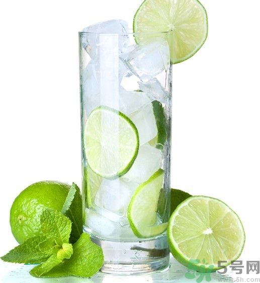 檸檬和苦瓜一起泡水喝臉癢是怎么回事？檸檬和苦瓜一起喝泡水喝臉癢怎么辦？