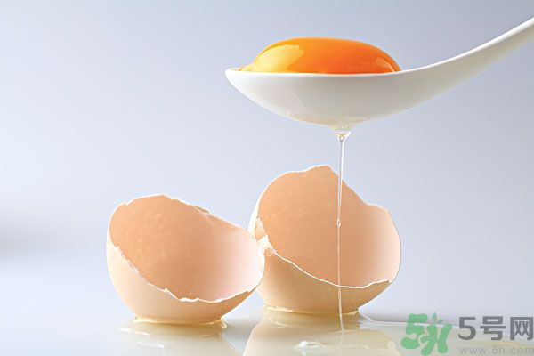 檸檬汁蛋清面粉做面膜能祛斑嗎？檸檬汁蛋清面粉能做面膜嗎？