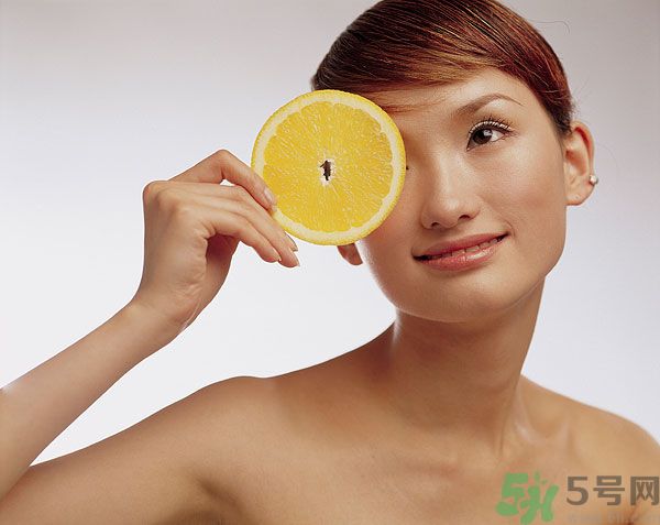 角質(zhì)層薄皮膚干怎么辦？角質(zhì)層薄皮膚怎么護(hù)理？