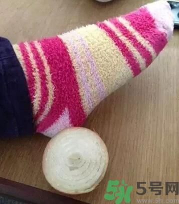 發(fā)燒可以吃洋蔥嗎？發(fā)燒能吃洋蔥嗎？
