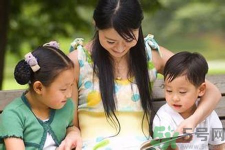 9歲女孩擬二胎合同維權(quán)是怎么回事？父母生二胎要怎樣和孩子溝通？