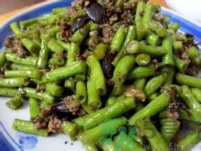 豆角沒熟可以吃嗎？吃沒熟的豆角會中毒嗎？