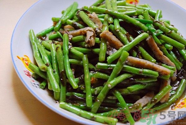豆角沒熟可以吃嗎？吃沒熟的豆角會中毒嗎？
