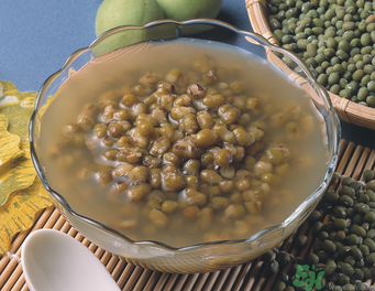 皮膚過(guò)敏能吃綠豆嗎？皮膚過(guò)敏能不能喝綠豆湯？