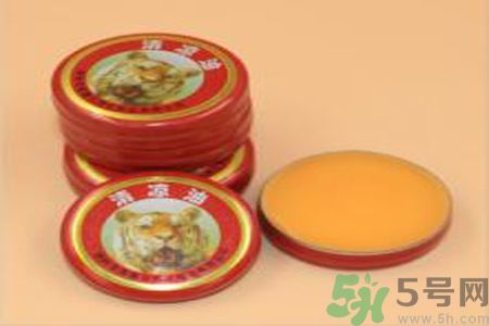 清涼油可以去痘痘嗎？清涼油怎么去痘痘？