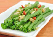 豆角沒熟可以吃嗎？吃沒熟的豆角會(huì)中毒嗎？