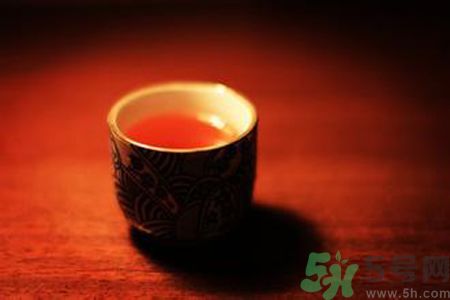 楊梅酒用的什么酒做的？楊梅酒有多少度？