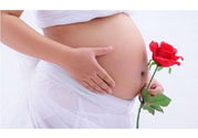 陜西最美媽媽是誰(shuí)？陜西最美媽媽當(dāng)街哺乳被棄女嬰是怎么回事？