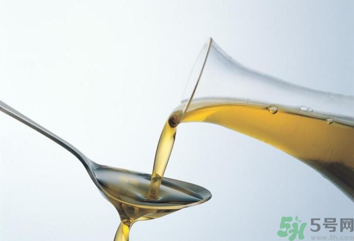 夏天吃橄欖油好還是調(diào)和油好？夏天吃橄欖油好嗎？