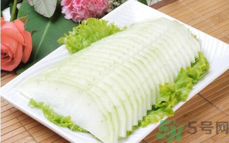 經(jīng)期可以吃冬瓜嗎？經(jīng)期吃冬瓜會(huì)不會(huì)肚子痛？