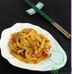 炒茄子發(fā)黑怎么辦？炒茄子怎么才能不發(fā)黑？