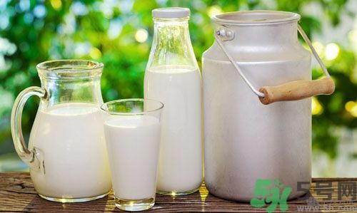西瓜能和牛奶一起吃嗎？西瓜和牛奶一起吃好嗎？
