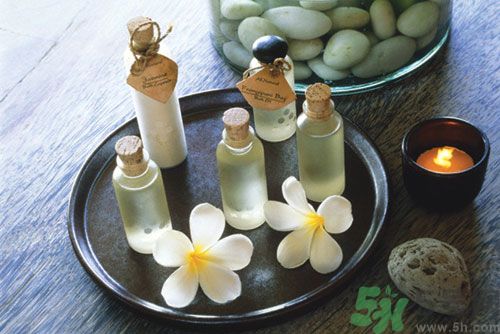 氫氧健肩頸活力本草油1號怎樣？氫氧健肩頸活力本草油1號好用嗎？