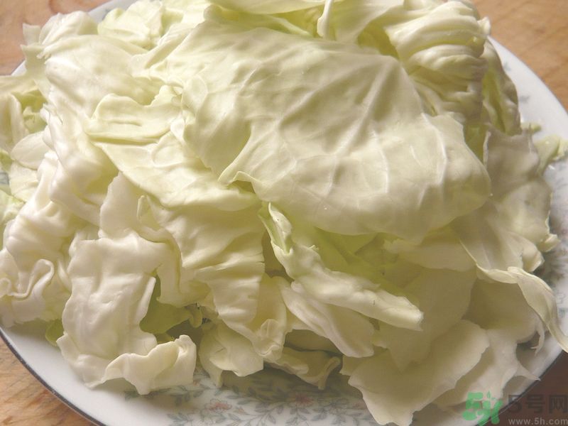 包菜榨汁要加水嗎？包菜汁怎么做？