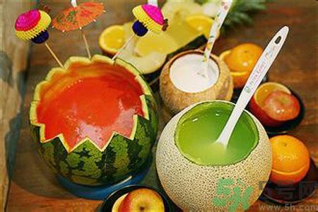 夏季吃什么可以防曬？夏季防曬不可以吃什么？