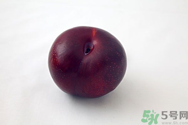 黑布林是李子嗎？黑布林的功效與作用