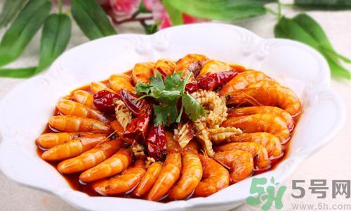 吃粽子可以吃龍蝦嗎？粽子可以和龍蝦一起吃嗎？
