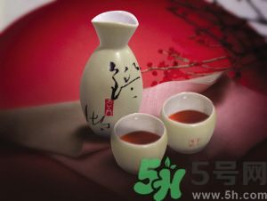 男性喝菖蒲酒有什么好處？男性喝菖蒲酒可以壯陽嗎？
