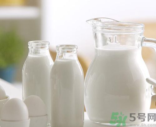 吃山楂可以喝牛奶嗎？山楂能和牛奶一起吃嗎？