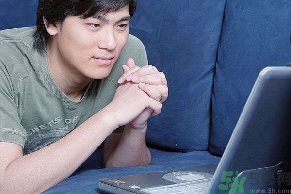 15歲可以用防曬霜嗎？15歲用防曬霜好不好？