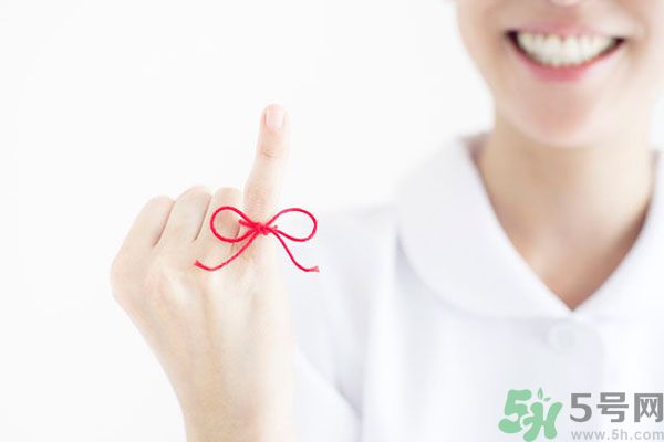 掰手指關(guān)節(jié)響好不好？掰手指關(guān)節(jié)響有危害嗎？