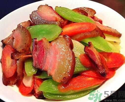 萵筍和臘肉一起炒好嗎？萵筍和臘肉一起吃好嗎？