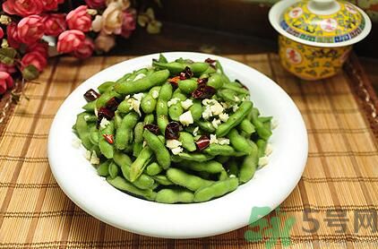 夏天吃毛豆好嗎？夏天吃毛豆有什么好處？