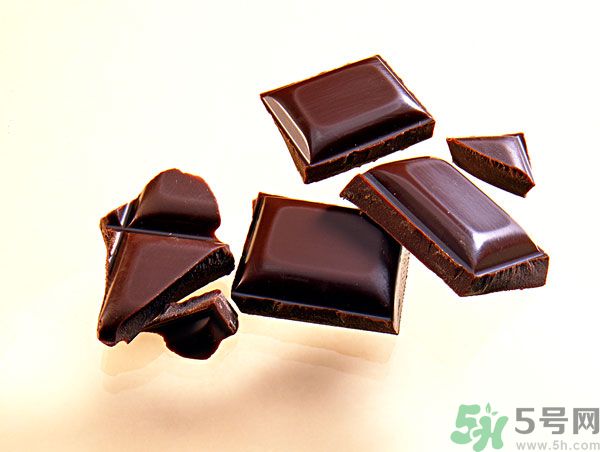 吃西瓜能防曬嗎？吃巧克力能紫外線嗎？