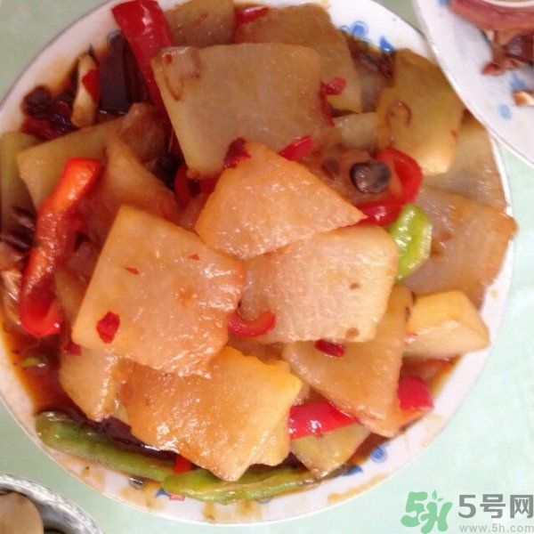 豆瓣醬的做法？豆瓣醬和黃豆醬的區(qū)別？