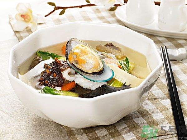 中學(xué)生能吃海參嗎？中學(xué)生吃海參好不好？