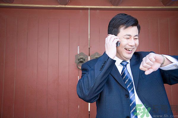 為什么中年人容易出軌？中年人出軌是什么原因？