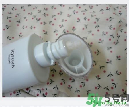 蘇菲娜sofina防曬霜哪款好用？sofina防曬白蕾絲藍蕾絲區(qū)別