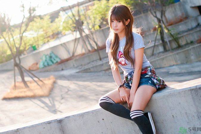 初中女生月經(jīng)不規(guī)律怎么回事？初中生月經(jīng)不準怎么辦？