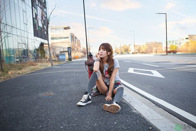 初中女生月經(jīng)不規(guī)律怎么回事？初中生月經(jīng)不準怎么辦？