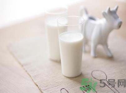燒水壺可以煮牛奶嗎？燒水壺煮的牛奶可以喝嗎？