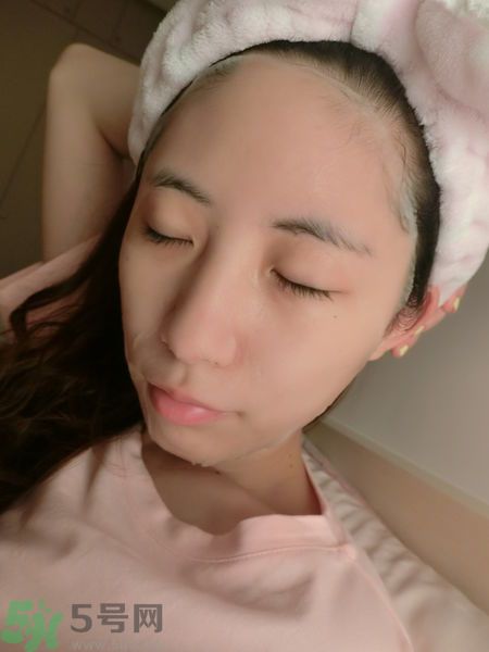 寵愛(ài)之名寵愛(ài)女孩礦物云絲面膜價(jià)格多少錢一盒