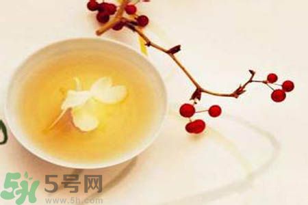 月經(jīng)期間可以喝茉莉花茶嗎？月經(jīng)期間喝茉莉花茶好不好？