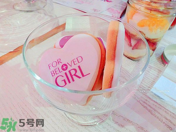 寵愛之名寵愛女孩面膜怎么樣？寵愛女孩礦物云絲面膜好用嗎？