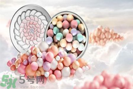  法國嬌蘭幻彩流星亮肌乳適合什么膚質(zhì)？ 敏感膚質(zhì)可以用法國嬌蘭幻彩流星亮肌乳嗎？