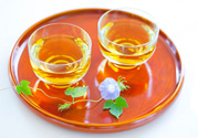 綠茶去眼袋嗎？綠茶能去眼袋嗎？
