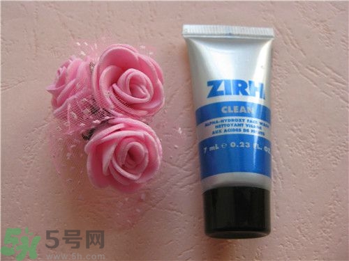 ZIRH仕顏果酸潔顏啫喱使用方法？仕顏果酸潔顏啫喱使用心得