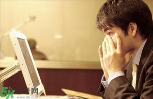 熬夜眼睛腫了怎么辦？熬夜眼睛紅了怎么辦？